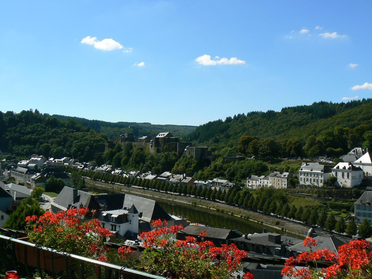 Hotel Restaurant Le Cosy 부용 외부 사진