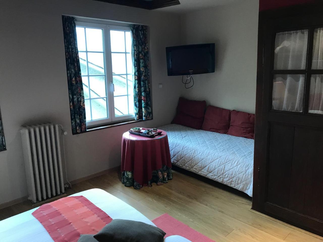 Hotel Restaurant Le Cosy 부용 외부 사진